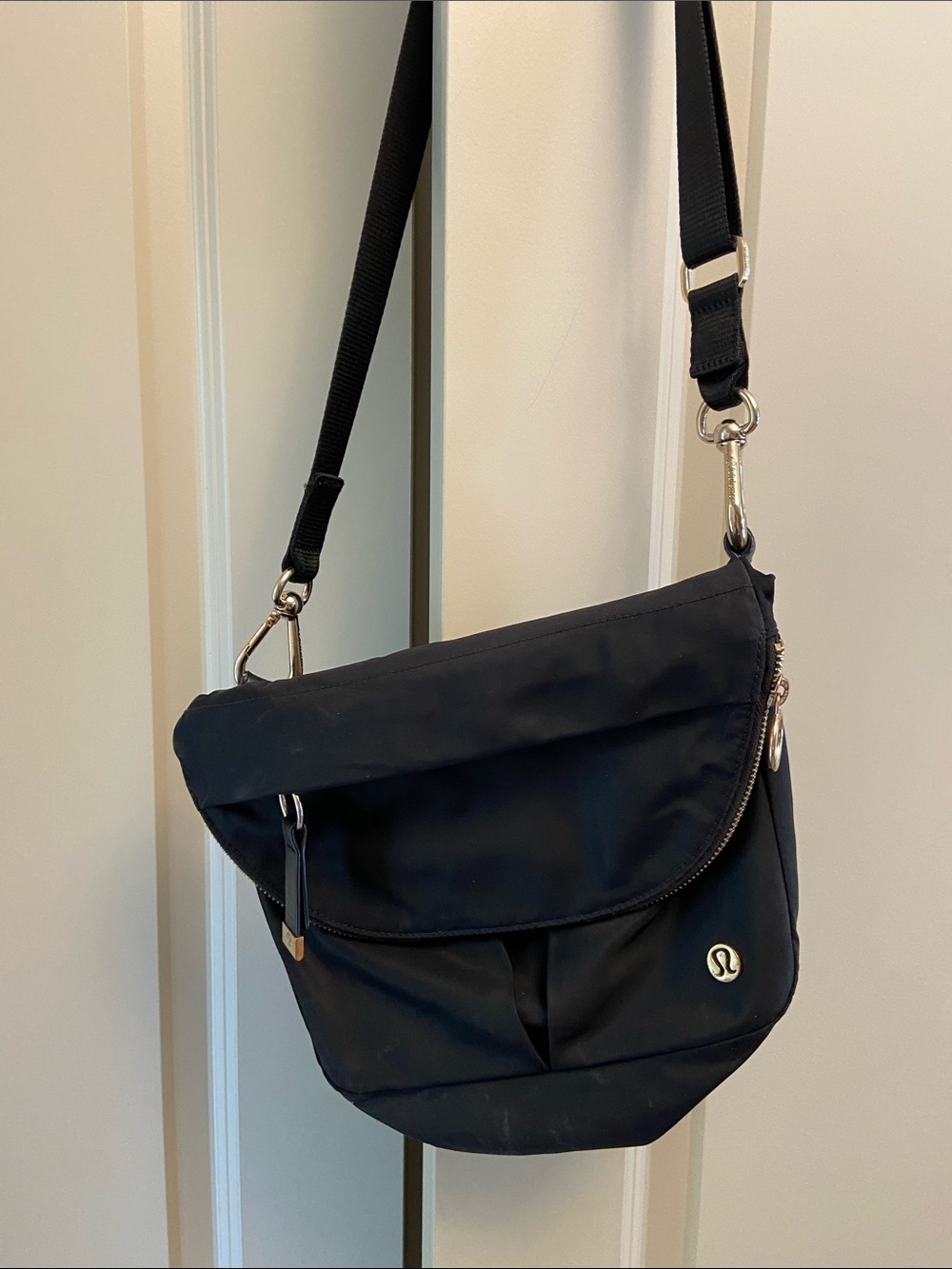 lululemon athletica 5L All Night Festival Bag Black with Gold Hardware